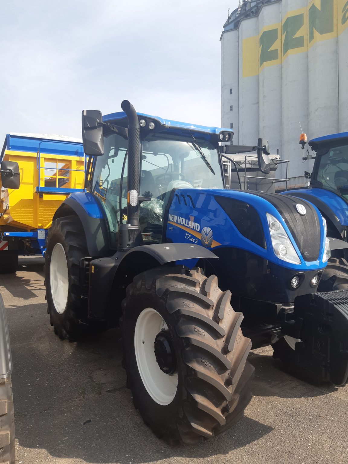 New Holland T7 165 S ZZN Polabí